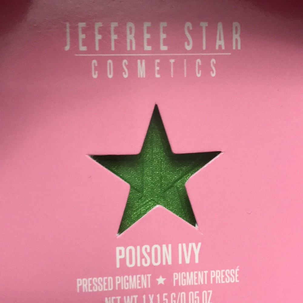 🌻Jeffree Star Poison Ivy eyeshadow NEW 🛍